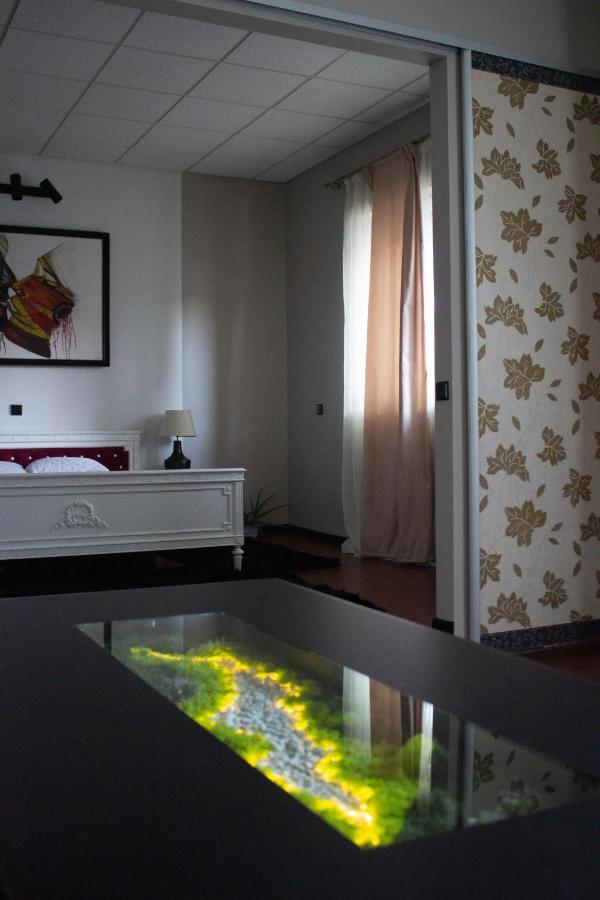 Yox Apartment 1 Орадя Екстер'єр фото